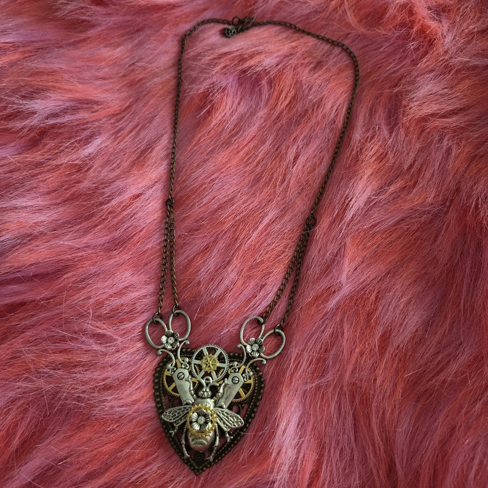 Steampunk Heart Pendant Necklace - Picture 2 of 7